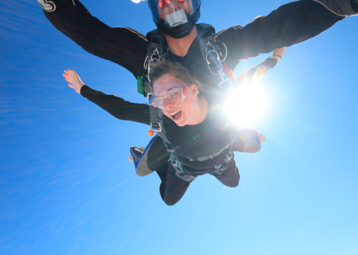 10-choses-a-savoir-avant-de-sauter-en-parachute